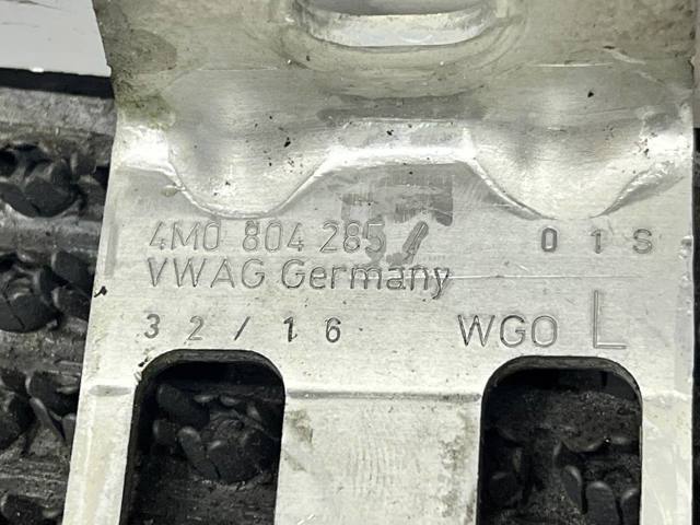 VAG 4M0804285 в наличии Украина