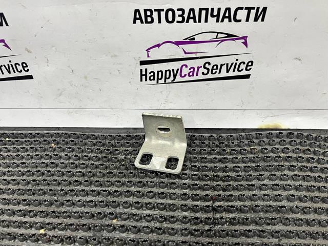 Кронштейн усилителя переднего бампера 4M0804286 VAG