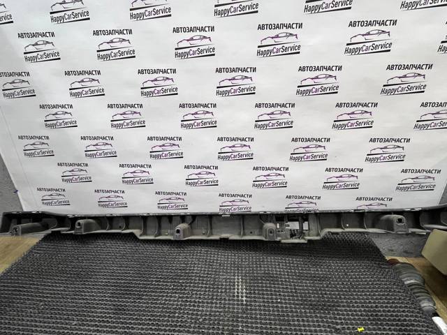 4M0807458 Кронштейн бампера заднего центральный купить Львов