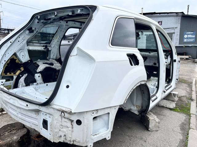 4M0809838 Крыло заднее правое купить Кривой Рог