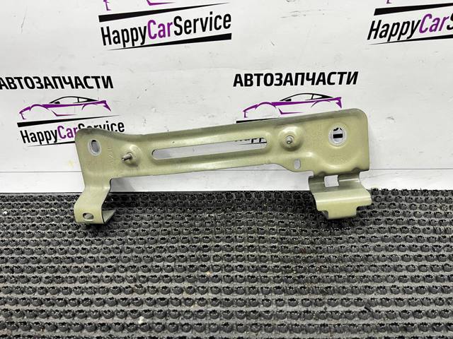 4M0821432 VAG Кронштейн крепления крыла  переднего правого верхний купить в Павлоград