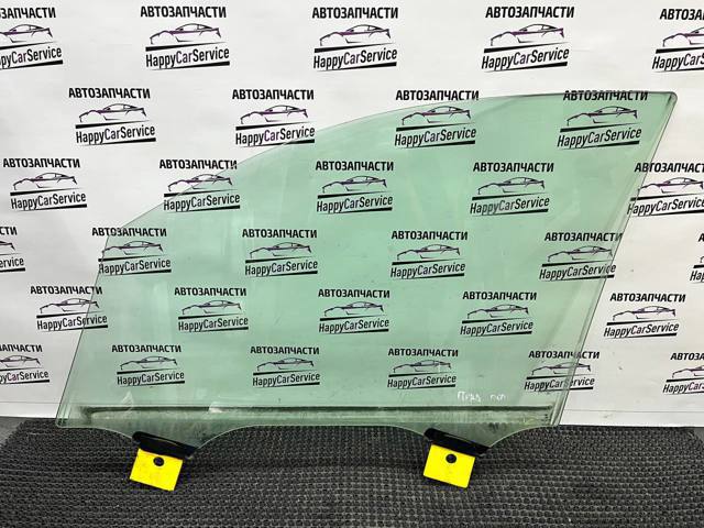 Стекло пассажирской двери 4M0845022 VAG