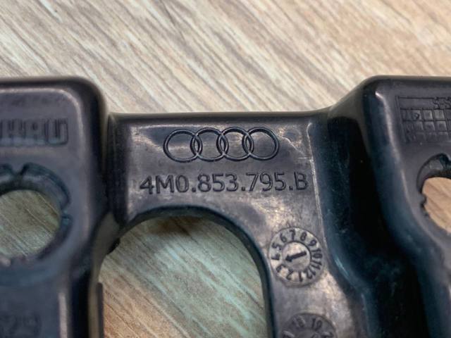 VAG 4M0853795B в наличии Львов