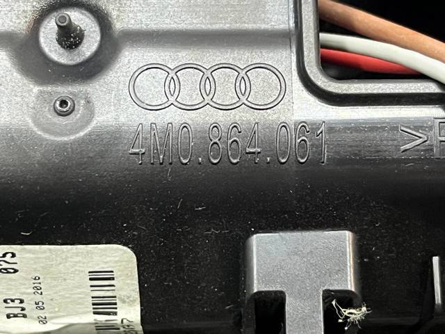 VAG 4M0864061 в наличии Днепр