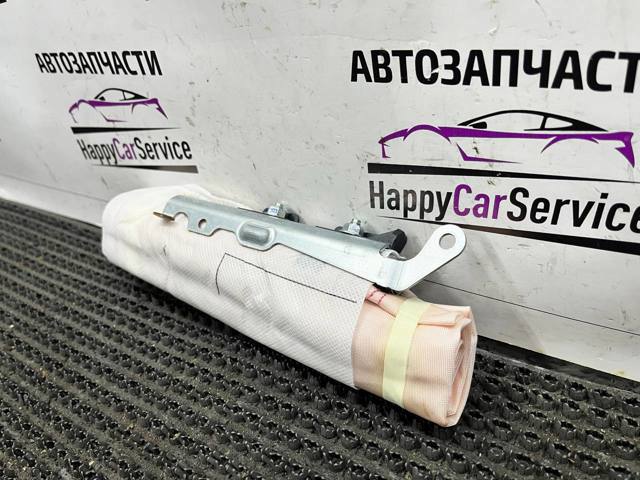 Подушка безопасности AIRBAG спинки сиденья, правого 4M0880242G VAG