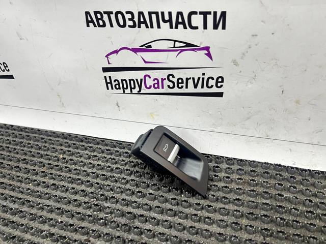Кнопка салона привода замка 3/5 двери (ляды)/крышки багажника 4M0959831A VAG