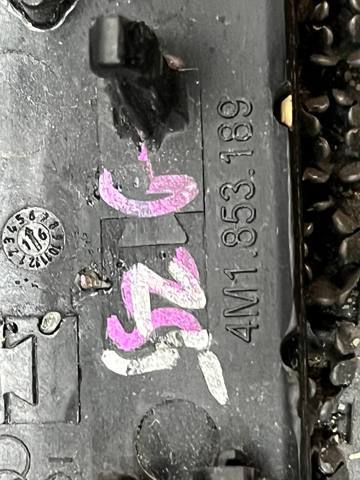 VAG 4M1853189 Молдинг (накладка) приборной панели "торпедо" левый в наличии Львов
