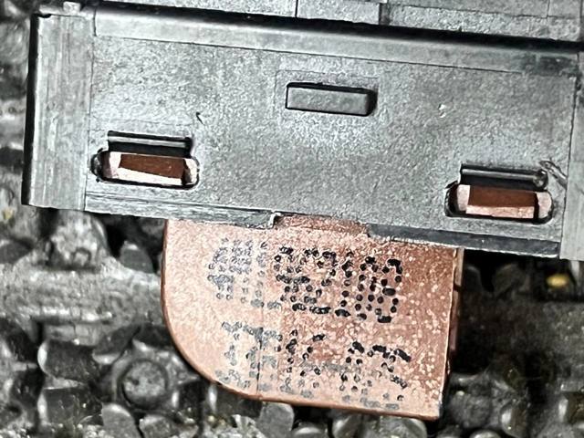 4M1962108 Выключатель центрального замка купить Полтава