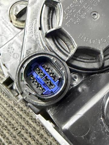 92102F3000 HYUNDAI Фара правая купить в Черновцы