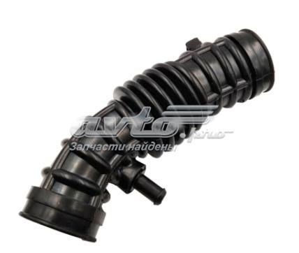 Патрубок воздушный, выход воздушного фильтра 96536712 FSO