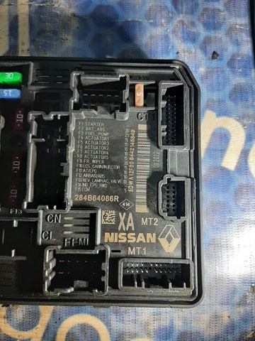 Монжатный блок реле 284B64086R RENAULT