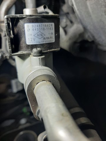 Клапан TRV, кондиционера 924871682R RENAULT