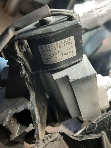 Клапан расширительный 924893668R RENAULT