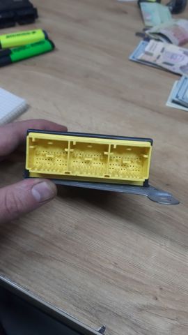 985109244R RENAULT купить в Николаев