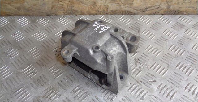 1K0199262CL VAG Правая подушка двигателя купить в Запорожье
