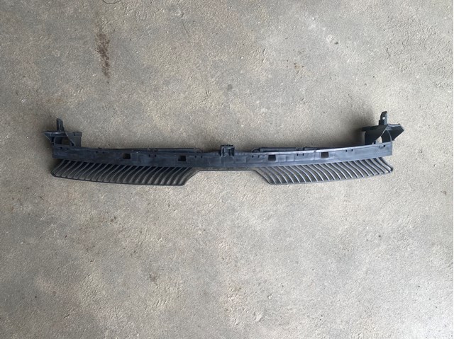 VAG 5NN805705F Направляющая переднего бампера в наличии Винница