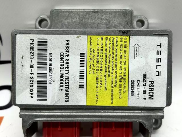 Модуль-процессор управления подушкой безопасности (ЭБУ AIRBAG) 100527300F TESLA