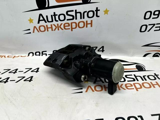 Суппорт тормозной задний правый 102125200F TESLA