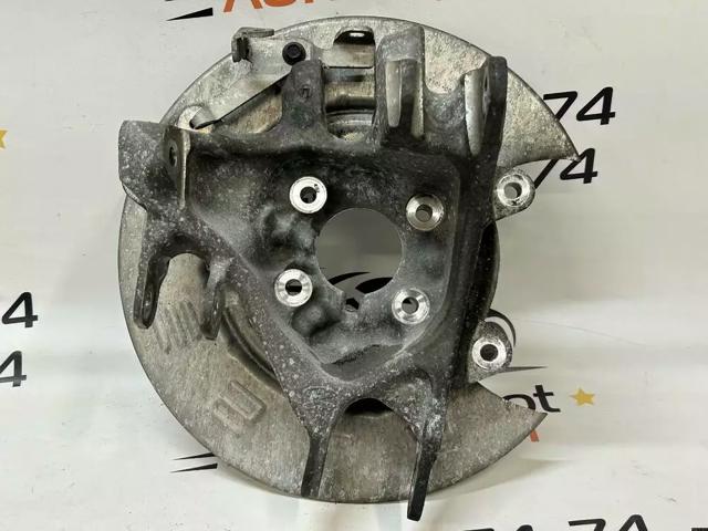 Цапфа поворотная правая 102741600D TESLA