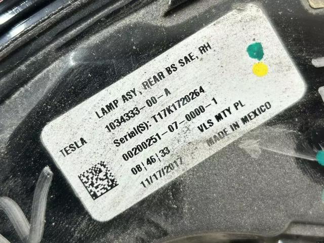 103433300B Фонарь задний правый внешний купить Киев