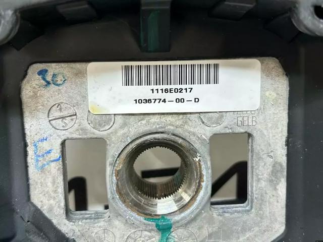 Рулевое колесо 103677400D TESLA