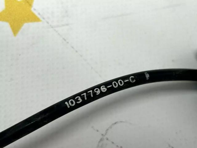 Датчик ABS задний 103779600C TESLA