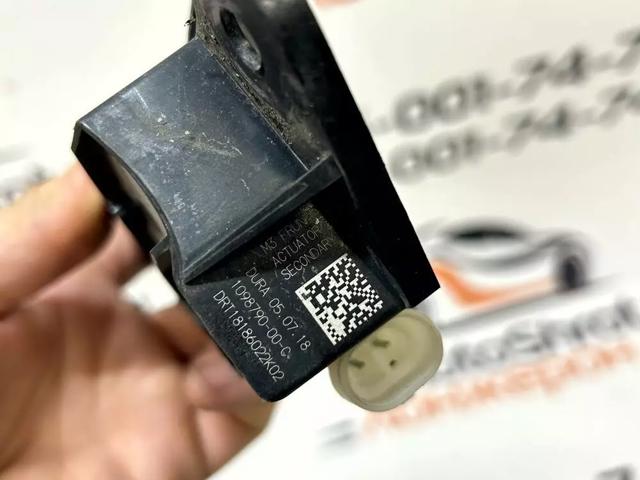 109879000C TESLA Мотор-привод открытия/закрытия замка двери передней левой купить в Кривой Рог