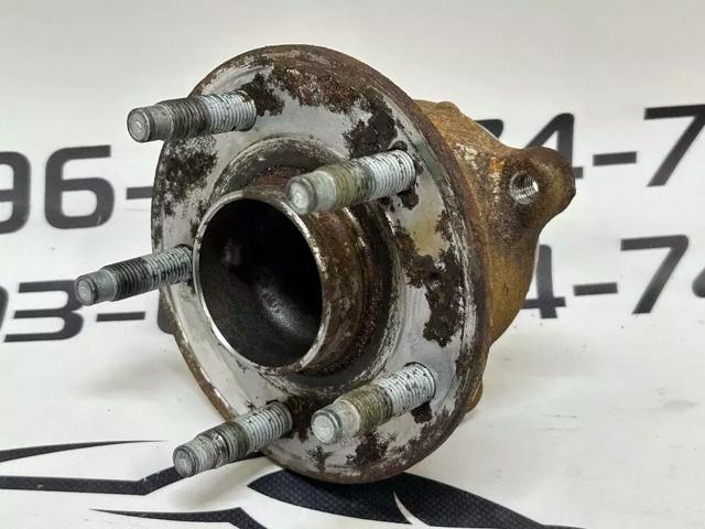 Ступица задняя 13524088 GM