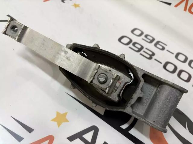 Задняя опора двигателя 31686298 VOLVO