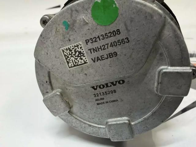 32135208 VOLVO Насос (помпа) охлаждения батареи купить в Ирпень