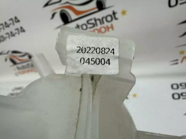 Бачок расширительный 32138752 VOLVO