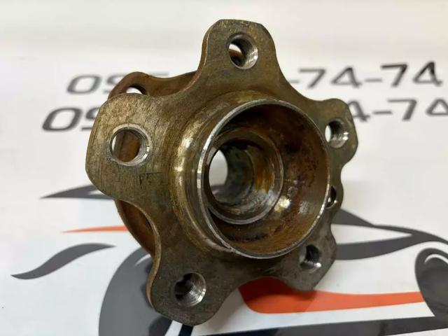 Подшипник в сборе со ступицей передний 33406899175 BMW
