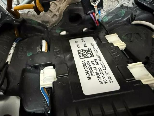 Руль 4N0419091B VAG