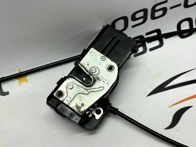 Замок задней правой двери  600891400D TESLA