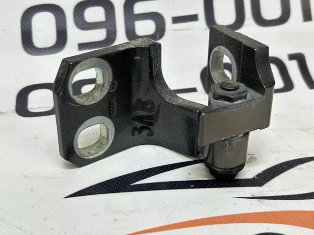 68140735AB CHRYSLER Петля двери задней левой купить в Сумы