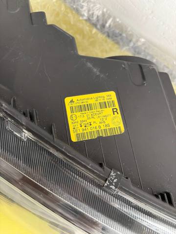 VAG 1T0941006R Правая фара в наличии Львов