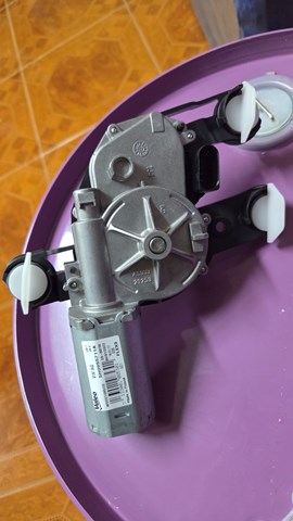 Мотор заднего стеклоочистителя 5H0955711A VAG