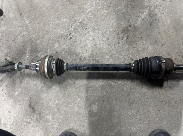 Полуось задняя, левая 1EA501203F VAG