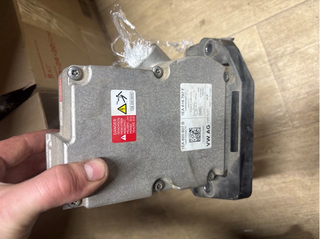 1EA820807B Компрессор кондиционера купить Киев