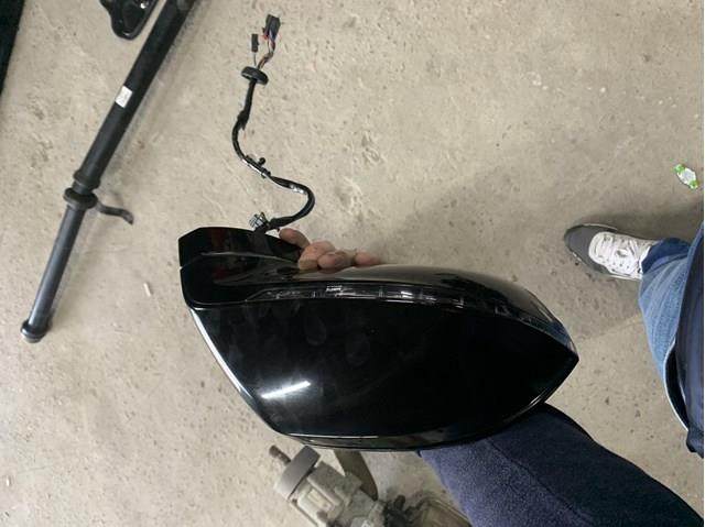 VAG 4G8858532AMGRU Корпус зеркала заднего вида правого (внутрення часть) в наличии Запорожье