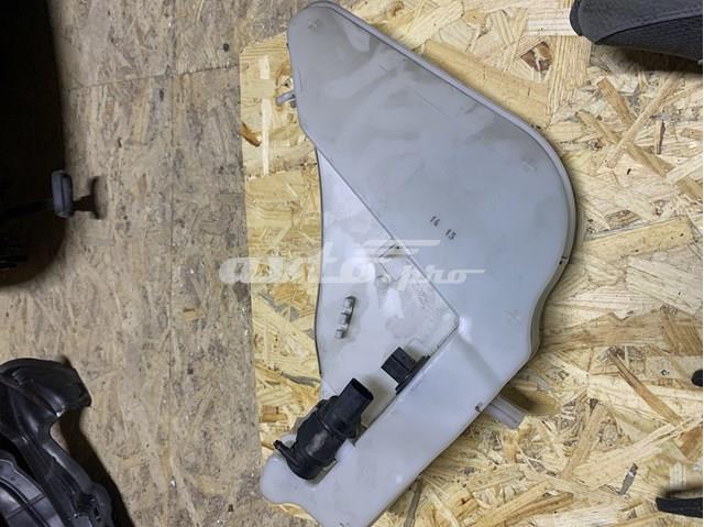 Бачок стеклоомывателя 4G8955451E VAG