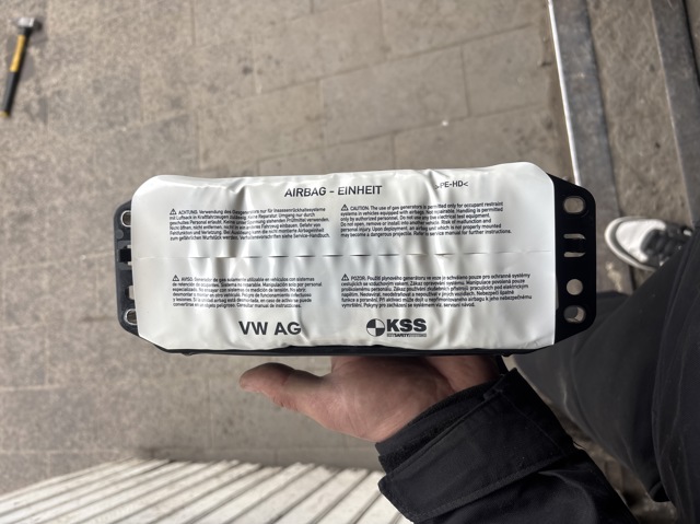 4K0880204H VAG Подушка безопасности (AIRBAG) пассажирская купить в Ровно