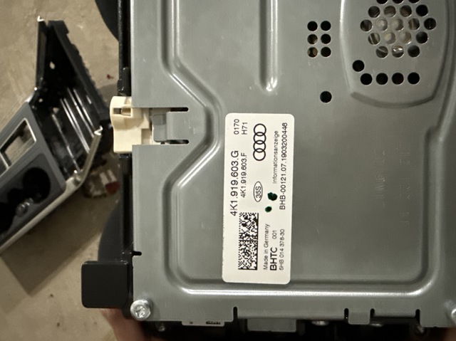 VAG 4K1919603G Дисплей многофункциональный в наличии Киев