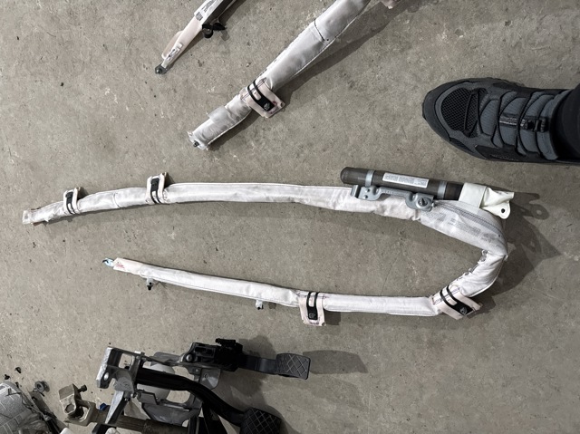 4K5880742D VAG Подушка безопасности (AIRBAG) шторка боковая правая купить в Ирпень