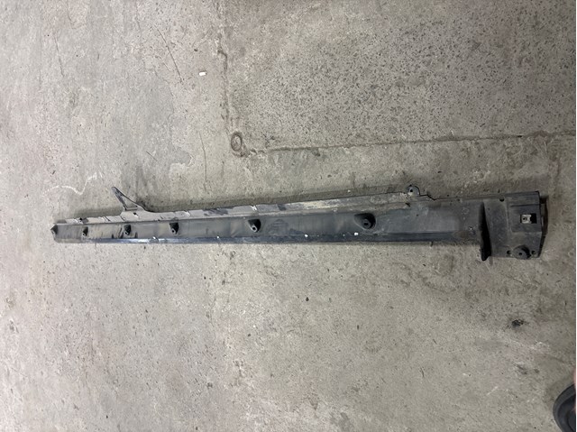 Защита днища, правая 4M0825212F VAG