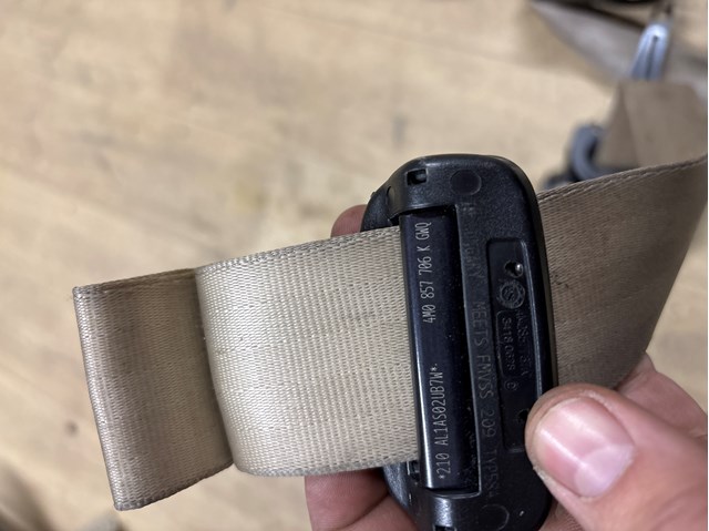 4M0857706ADV04 VAG Ремень безопасности купить в Кривой Рог