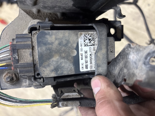 4M0907807BC VAG купить в Полтава