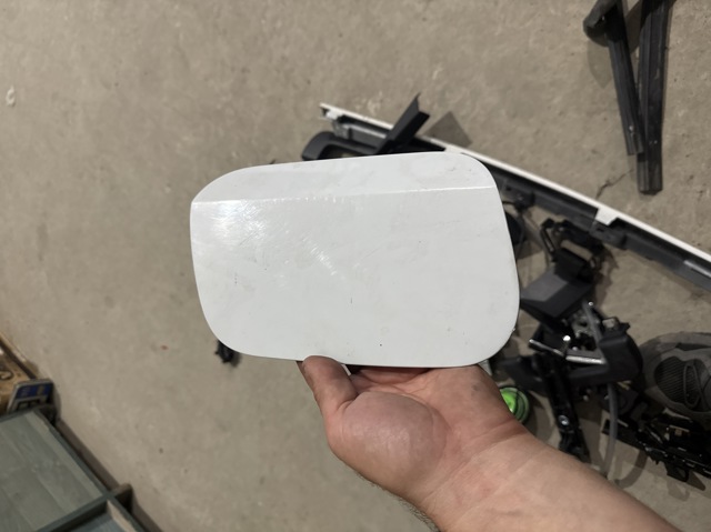 Лючок топливного бака 4M8809907AGRU VAG