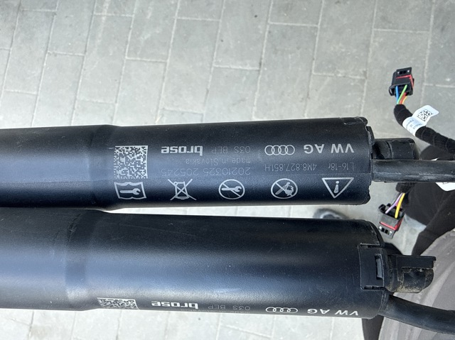 4M8827851H VAG Амортизатор крышки багажника (двери 3/5-й задней) купить в Черновцы