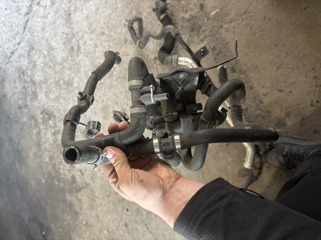 VAG 80A145920AQ в наличии Павлоград
